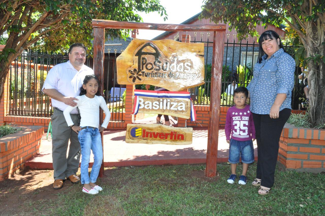 Posada Basiliza, Encarnacion Py Luaran gambar