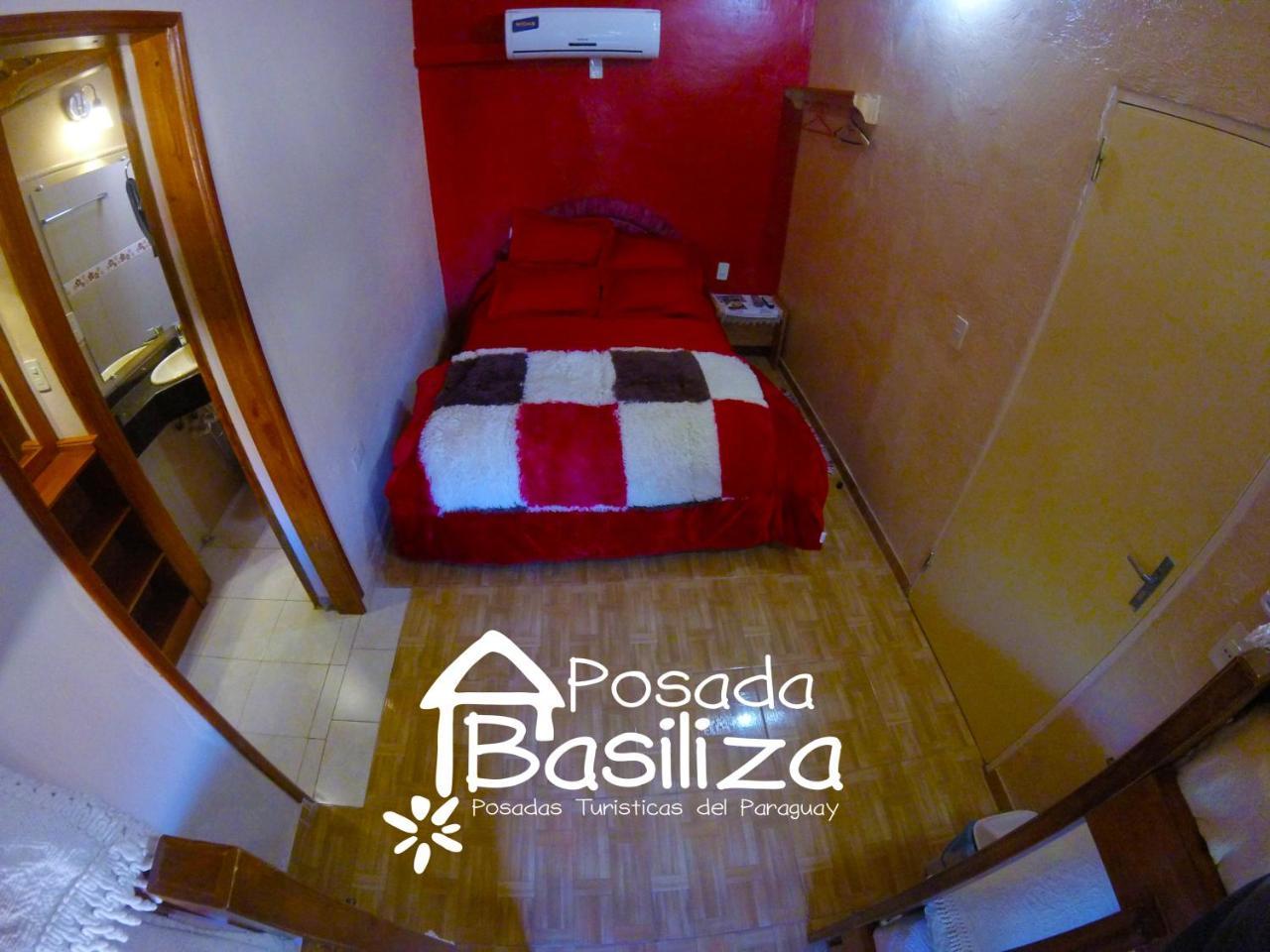 Posada Basiliza, Encarnacion Py Luaran gambar